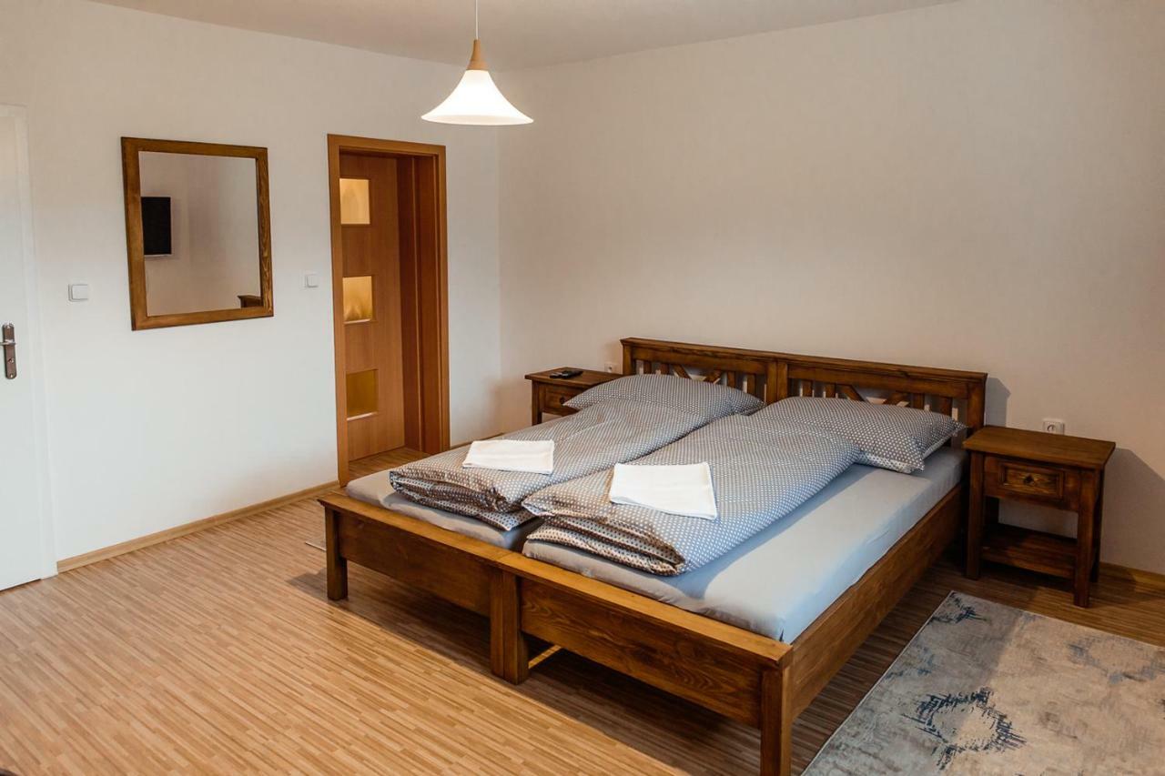 Apartmany Hrady Zuberzec Zewnętrze zdjęcie